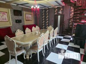 Дом 200м², 2-этажный, посуточно,