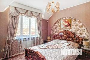 Дом 200м², 2-этажный, посуточно,