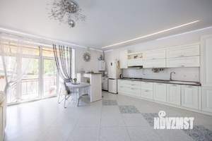 Таунхаус 40м², 3-этажный, на длительный срок,