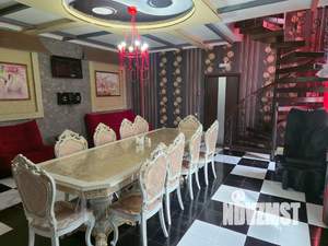 Дом 200м², 2-этажный, посуточно,