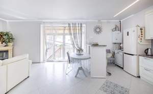 Дом 215м², 2-этажный, на длительный срок,