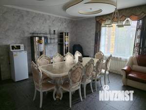 Дом 200м², 2-этажный, посуточно,