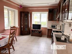 Коттедж 153м², 3-этажный, участок 6 сот.