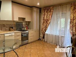 Дом 204м², 2-этажный, участок 9 сот.