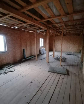 Дом 198м², 2-этажный, участок 5 сот.