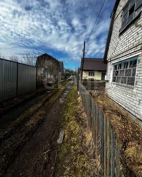 Дом 33м², 2-этажный, участок 4 сот.