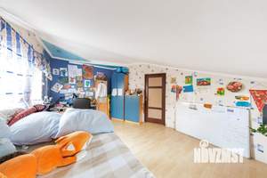 Дом 162м², 2-этажный, участок 6 сот.