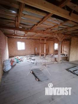 Дом 198м², 2-этажный, участок 5 сот.