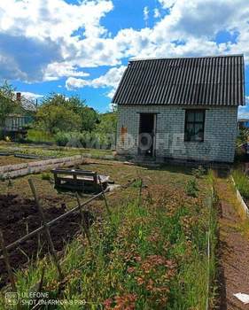 Дом 26м², 2-этажный, участок 4 сот.