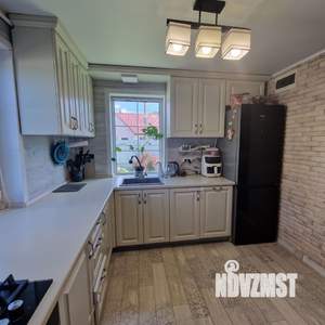 Дом 80м², 2-этажный, участок 10 сот.