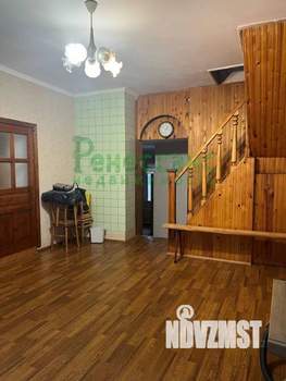 Дом 106м², 2-этажный, участок 9 сот.