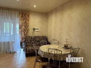 Дом 204м², 2-этажный, участок 9 сот.