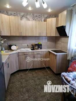 Дом 79м², 2-этажный, участок 10 сот.