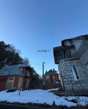 Дом 300м², 2-этажный, участок 1000 сот.