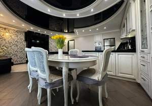 Дом 220м², 3-этажный, участок 11 сот.