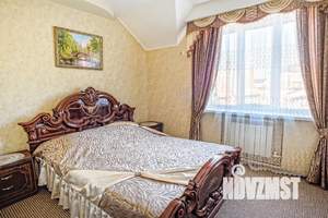 Дом 200м&sup2;, 2-этажный, посуточно, 