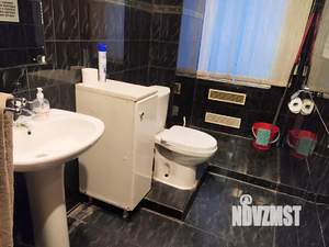 Дом 580м&sup2;, 3-этажный, посуточно, 