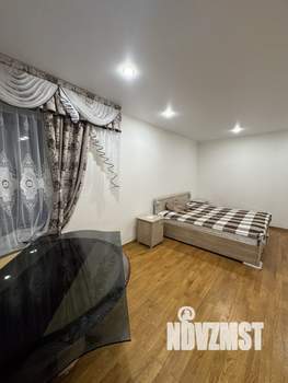 Дом 300м&sup2;, 2-этажный, на длительный срок, 