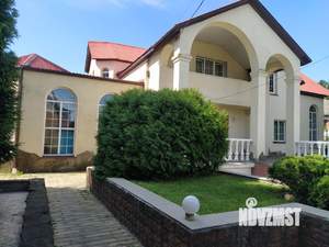 Дом 580м&sup2;, 3-этажный, посуточно, 