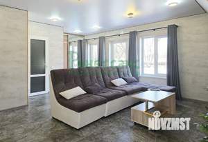 Дом 130м&sup2;, 2-этажный, на длительный срок, 