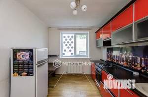 Таунхаус 100м², 3-этажный, на длительный срок, 