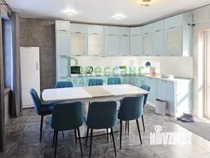 Дом 130м&sup2;, 2-этажный, на длительный срок, 