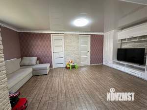 Дом 80м², 2-этажный, участок 10 сот.  