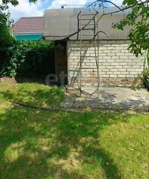 Дом 25м&sup2;, 2-этажный, участок 6 сот.  