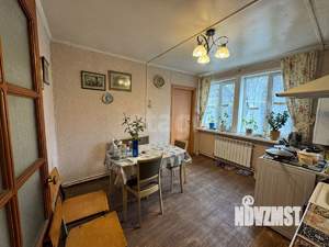 Дом 65м², 2-этажный, участок 8 сот.  