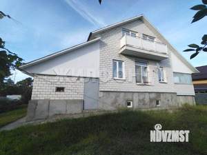 Дом 190м², 3-этажный, участок 10 сот.  