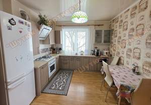 Дом 255м&sup2;, 2-этажный, участок 10 сот.  