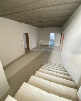 Дом 412м&sup2;, 3-этажный, участок 16 сот.  