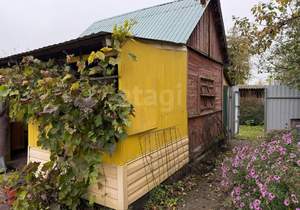 Дом 10м², 2-этажный, участок 6 сот.  