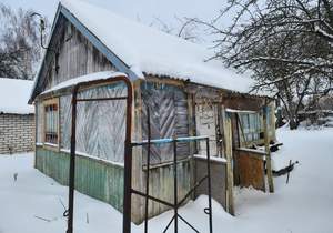 Дом 23м&sup2;, 2-этажный, участок 5 сот.  