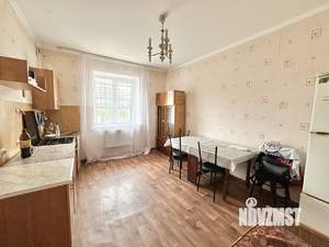 Дом 248м², 2-этажный, участок 10 сот.  