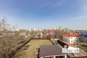 Дом 240м², 3-этажный, участок 9 сот.  