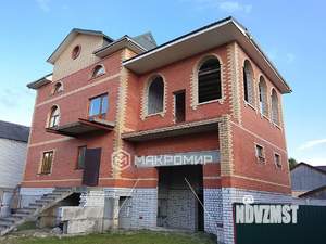 Дом 174м², 4-этажный, участок 10 сот.  