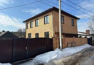 Дом 163м&sup2;, 2-этажный, участок 854 сот.  