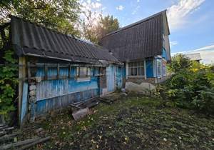 Дом 50м², 2-этажный, участок 6 сот.  