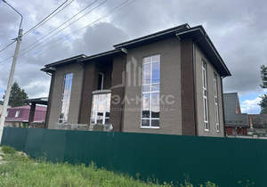Дом 450м², 2-этажный, участок 10 сот.  