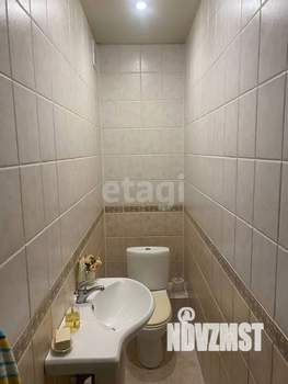 Дом 240м², 2-этажный, участок 21 сот.  