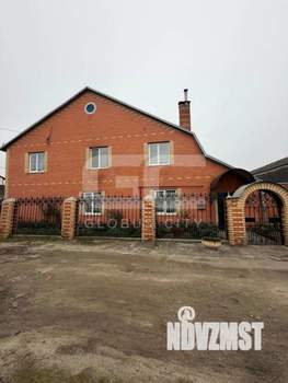 Дом 243м², 2-этажный, участок 6 сот.  