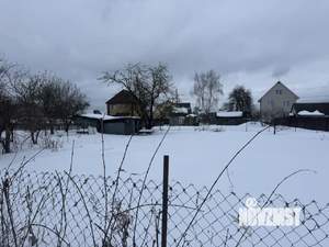 Дом 10м&sup2;, 2-этажный, участок 7 сот.  