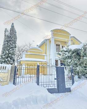 Дом 255м&sup2;, 2-этажный, участок 10 сот.  