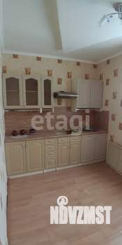 Дом 496м², 3-этажный, участок 6 сот.  