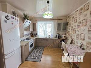 Дом 255м&sup2;, 2-этажный, участок 10 сот.  