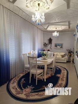 Дом 324м², 2-этажный, участок 8 сот.  