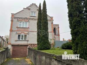 Дом 243м², 3-этажный, участок 15 сот.  