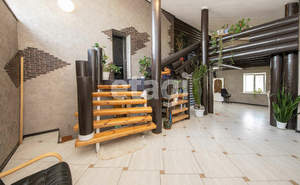 Дом 300м&sup2;, 2-этажный, участок 20 сот.  