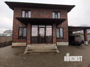 Дом 174м², 2-этажный, участок 10 сот.  